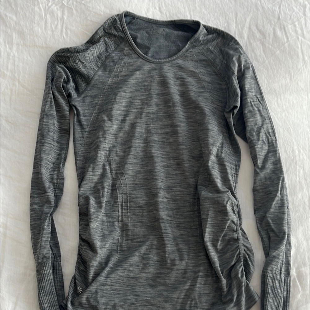 Athleta Gray Women's Long Sleeve Swiftly Top S